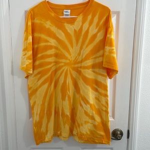 NWOT Port & Company Tie Dye Shirt Size XL